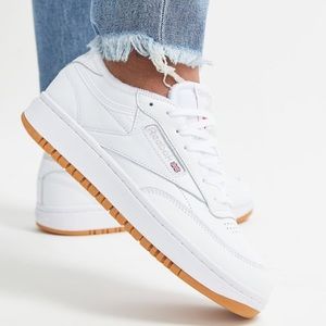 Reebok Club C double sneaker - size 8